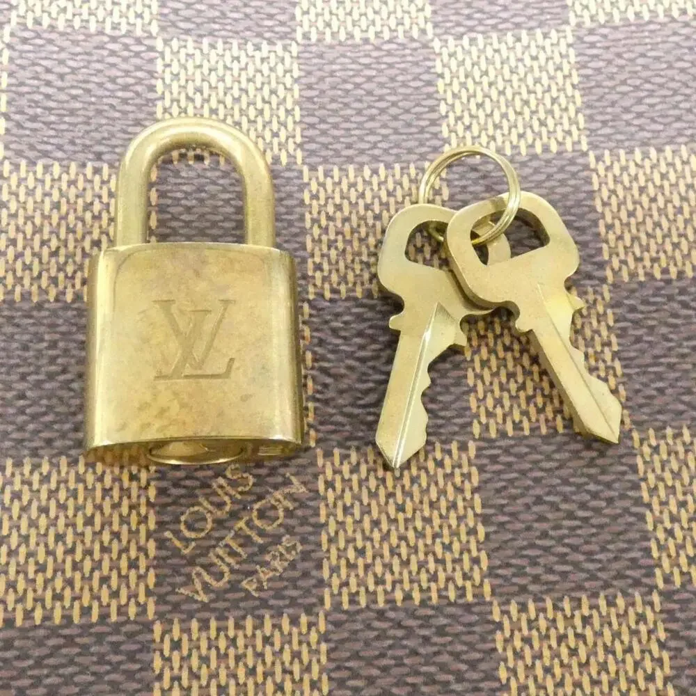 LOUIS VUITTON Brown Damier Shoulder Bag